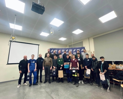 1d4149_ecd28ac59a6d44338e0c8c899bab19d6~mv2 (1)